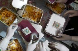 5هزار وعده غذای متبرک رضوی در بیمارستان‌های درگیر کرونا استان بوشهر توزیع می‌شود