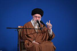 وظایف مردم و قوای سه‌گانه برای تحقق شعار سال/آمریکایی‌ها بدانند: تهدید راه به جایی نمی‌برد؛ سیلی سخت پاسخ هرگونه خباثت
