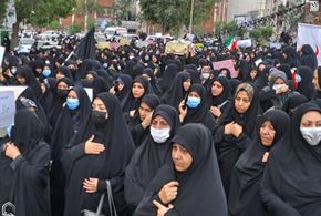  تشییع باشکوه شهدای گمنام در بوشهر